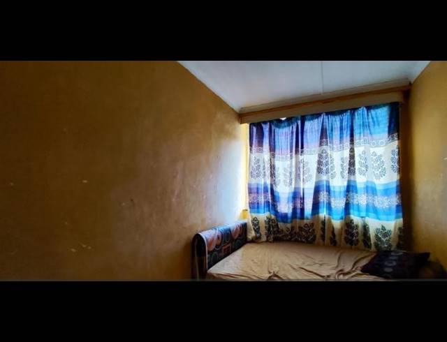 2 BEDROOM APARTMENT FOR SALE IN VEREENIGING